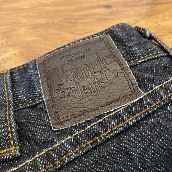 Wrangler jeans Mens 36x32 Blue Straight Fit Relaxed Cotton Work Western Durable - Picture 3 of 10